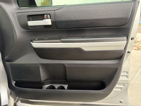 Used 2021 Toyota Tundra SR5 w/ SR5 Upgrade Package image 30