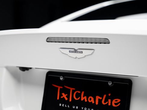 Used 2016 Aston Martin DB9 GT image 31