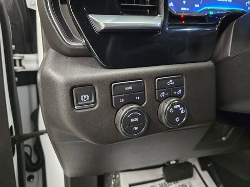 Used 2024 Chevrolet Silverado 1500 LT w/ All Star Edition Plus AWD/4WD image 34