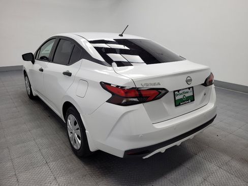 Used 2025 Nissan Versa S w/ Trunk Package FWD image 5