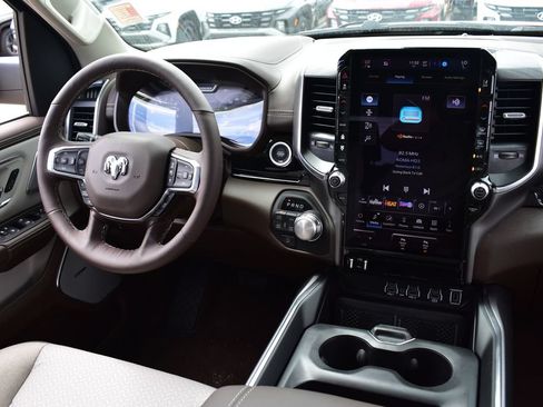 New 2026 RAM 1500 Laramie w/ Advanced Safety Group II AWD/4WD image 40