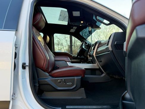 Used 2019 Ford F350 Platinum w/ Platinum Ultimate Package image 11