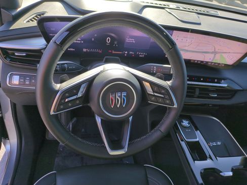 Used 2025 Buick Enclave Avenir w/ Super Cruise Package AWD/4WD image 17