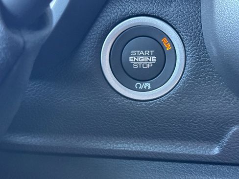 New 2026 RAM 2500 Laramie AWD/4WD image 21
