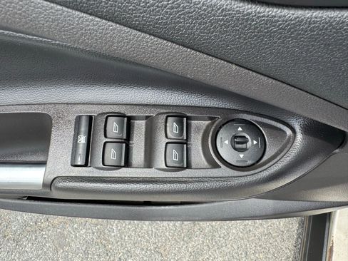 Used 2018 Ford Escape SE AWD/4WD image 18