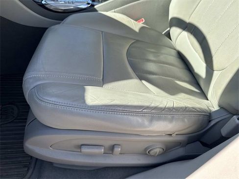 Used 2016 Buick Enclave Leather w/ Trailering Package image 22