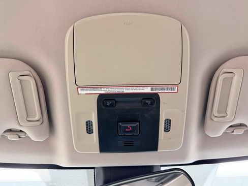 Used 2020 Toyota Camry LE FWD image 50