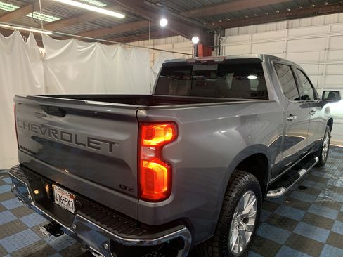 Used 2021 Chevrolet Silverado 1500 LTZ w/ LTZ Premium Package image 5