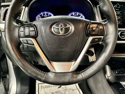 Used 2015 Toyota Highlander Plus image 29