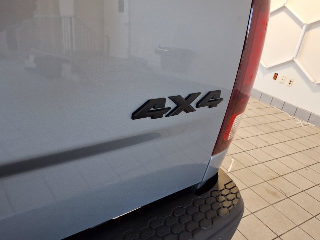 Used 2022 RAM 1500 Warlock AWD/4WD image 24