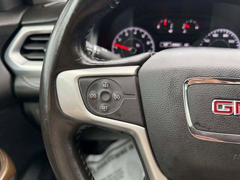 Used 2019 GMC Acadia SLE image 27