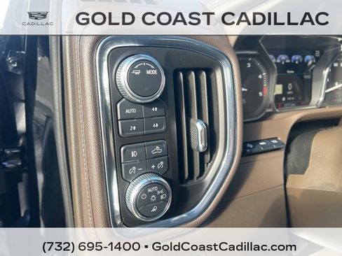 Used 2023 GMC Sierra 2500 Denali w/ Denali Ultimate Package image 18