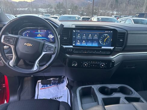 Used 2023 Chevrolet Silverado 1500 LT w/ Protection Package image 15