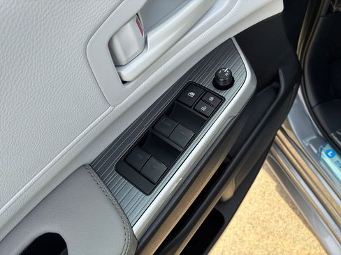 New 2026 Toyota Sienna LE image 13