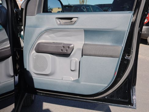 Used 2025 Ford Maverick XL image 32