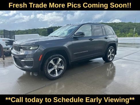 Used 2023 Jeep Grand Cherokee Limited AWD/4WD image 2