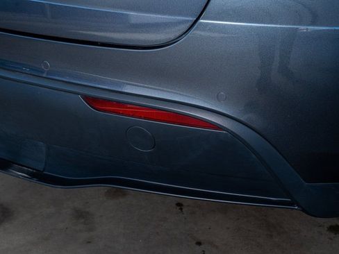 Used 2022 Tesla Model Y Long Range image 29