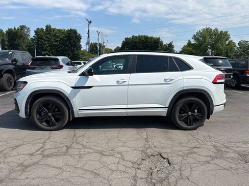 Used 2023 Volkswagen Atlas Cross Sport SEL R-Line AWD/4WD image 5