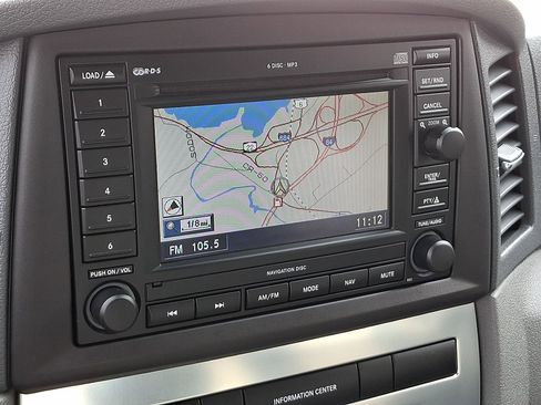 Used 2006 Jeep Grand Cherokee SRT8 w/ SRT Option Group I image 23