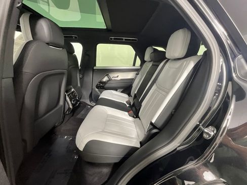 Certified 2025 Land Rover Range Rover Sport Dynamic SE AWD/4WD image 25