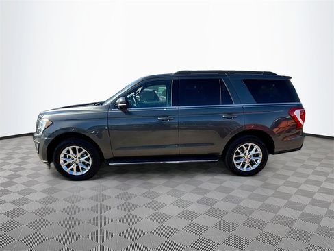 Used 2021 Ford Expedition XLT image 9