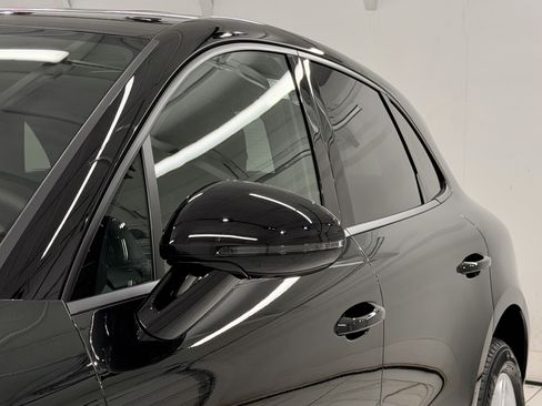 New 2026 Porsche Macan AWD/4WD image 19