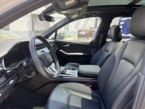 Used 2025 Audi Q7 3.0T Premium Plus AWD/4WD image 12