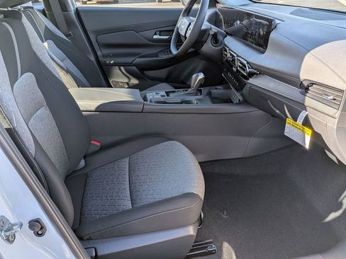 New 2026 Nissan Sentra SV w/ SV Convenience Package FWD image 19
