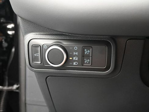 New 2026 Ford Explorer Active RWD image 13