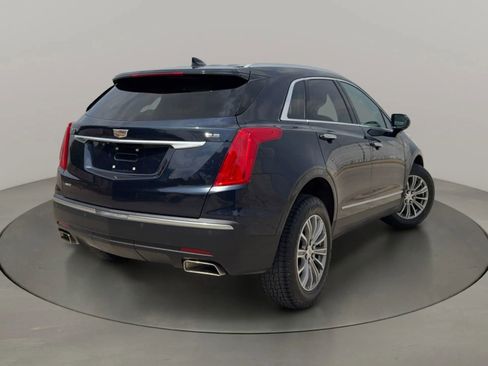Used 2017 Cadillac XT5 Luxury w/ Driver Awareness Package image 5