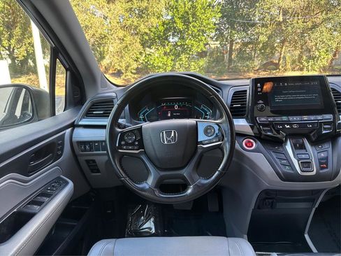 Used 2018 Honda Odyssey EX-L image 13