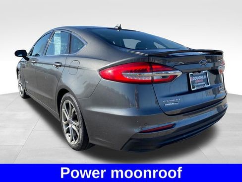 Used 2019 Ford Fusion Titanium FWD image 3