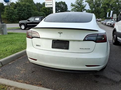 Used 2022 Tesla Model 3 Performance AWD/4WD image 7