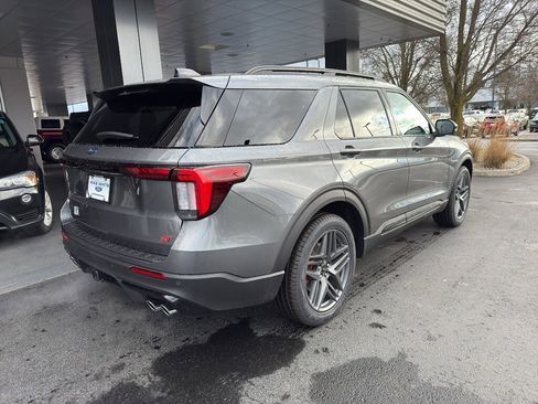 New 2026 Ford Explorer ST image 4