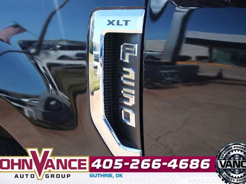 Used 2022 Ford F250 XLT w/ XLT Premium Package image 6