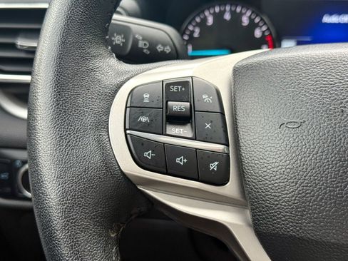 Certified 2023 Ford Explorer XLT w/ Equipment Group 202A AWD/4WD image 42