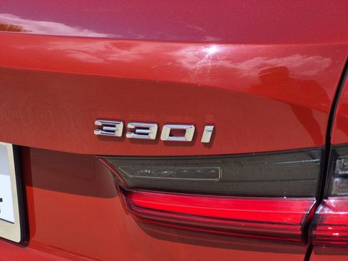 Used 2020 BMW 330i Sedan w/ Premium Package RWD image 8