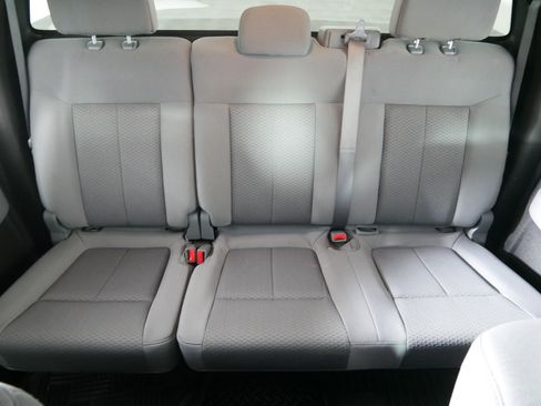 Used 2014 Ford F150 XLT image 13