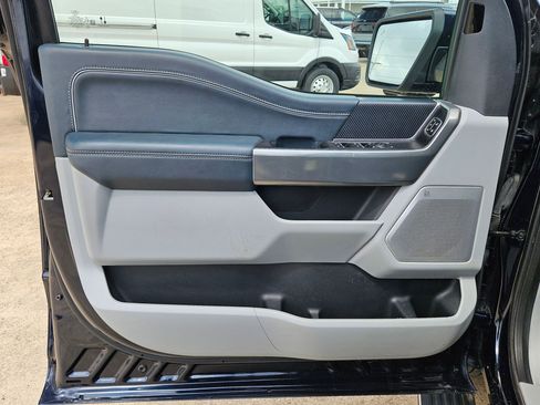 Used 2023 Ford F150 Limited image 12