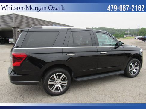 Used 2024 Ford Expedition Limited RWD image 18