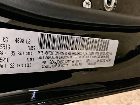 Used 2020 Jeep Compass Sport AWD/4WD image 32