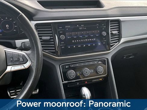 Used 2022 Volkswagen Atlas Cross Sport SEL R-Line w/ Cross Sport MDO Package image 10