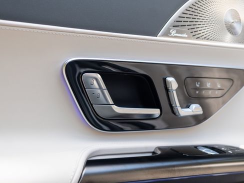 Used 2025 Mercedes-Benz AMG GT 63 image 34