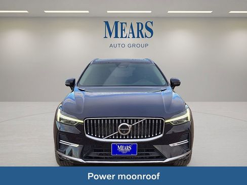 Certified 2023 Volvo XC60 B5 Plus w/ Climate Package image 10
