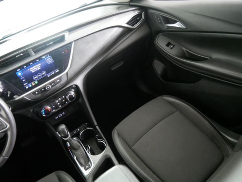 Used 2020 Buick Encore GX Preferred w/ Cold Weather Comfort Package FWD image 11