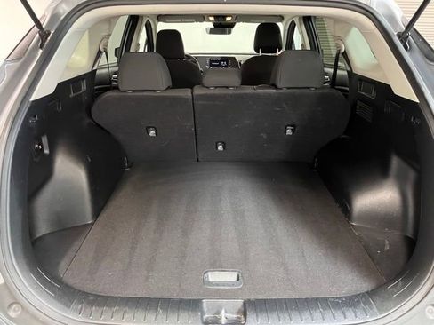 Used 2024 Kia Sportage LX image 14