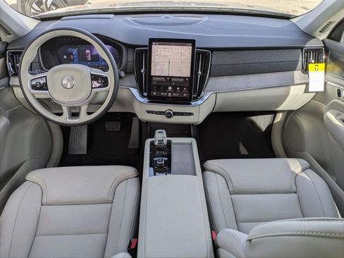 New 2026 Volvo XC90 T8 Ultra w/ Protection Package Premier AWD/4WD image 11