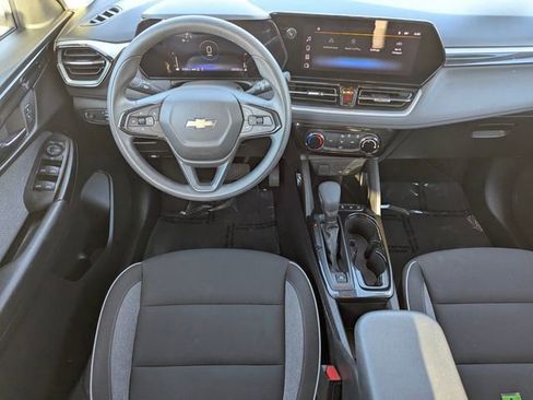 Used 2025 Chevrolet TrailBlazer LT image 14