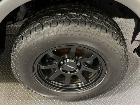 Used 2013 Ford F150 FX4 w/ Luxury Equipment Group AWD/4WD image 17