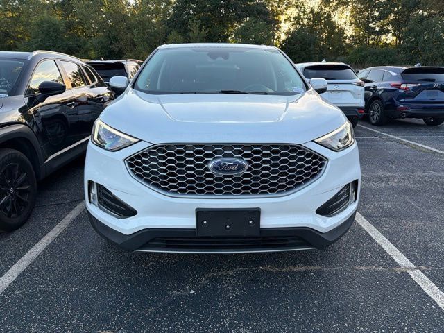 Used 2023 Ford Edge SEL w/ Convenience Package AWD/4WD image 2